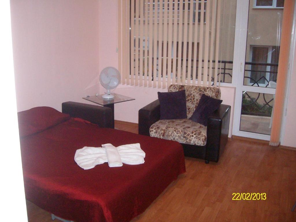 Nelly Guest House Ravda Rom bilde