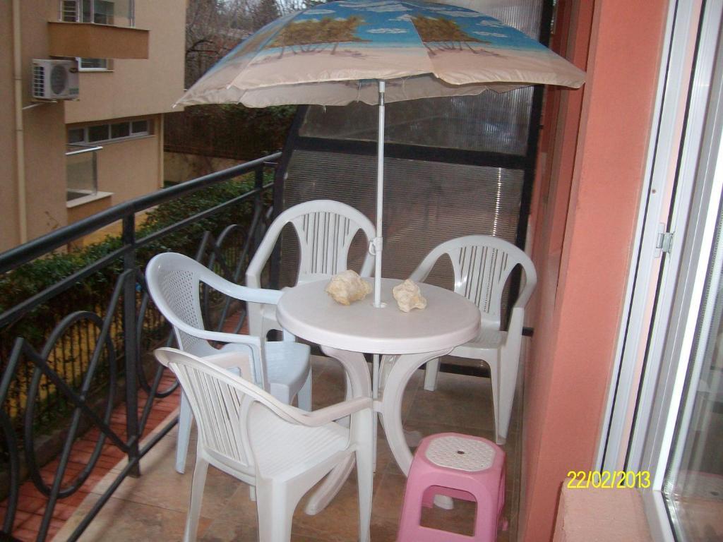 Nelly Guest House Ravda Rom bilde